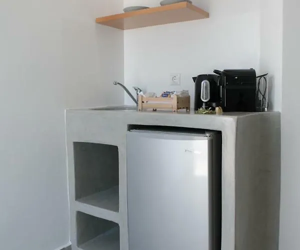 Iades & Agia Anna (Naxos)