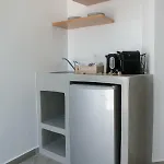 υάδες στούντιο και Αγία Άννα