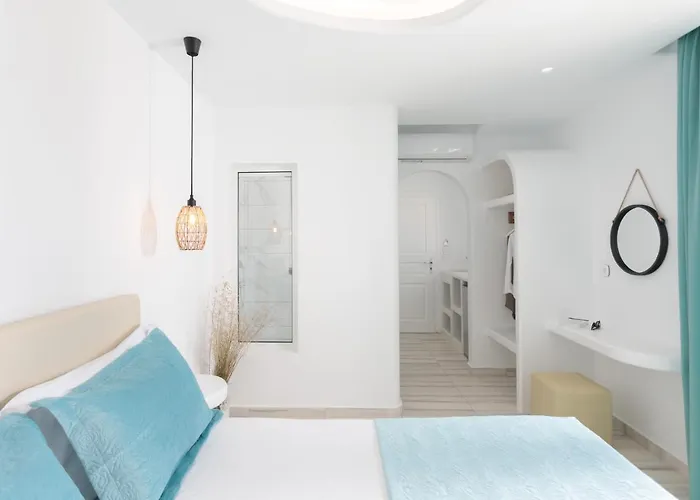 Iades & Apartment Agia Anna (Naxos)