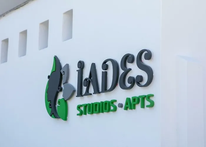 Apartment Iades & *